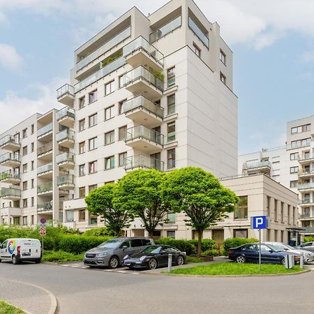 City Apartment With Parking Near Metro Mlociny By Noclegi Renters Varsóvia Exterior foto