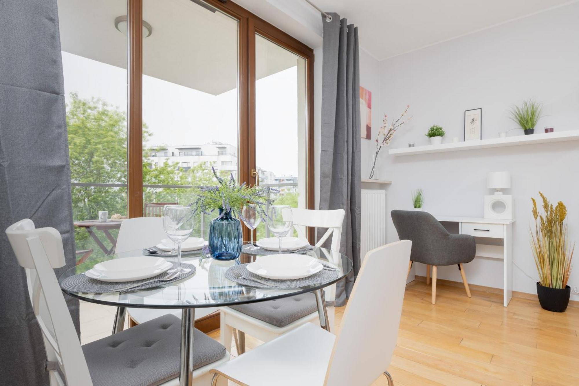 City Apartment With Parking Near Metro Mlociny By Noclegi Renters Varsóvia Exterior foto